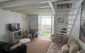 petite maison cosy avec exterieur